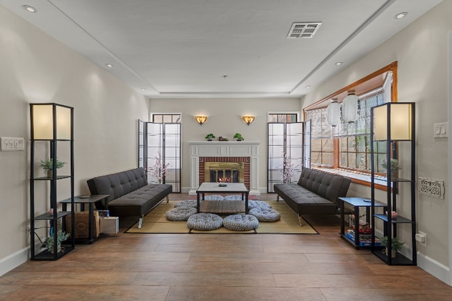 property at 1015 E Verdugo Ave