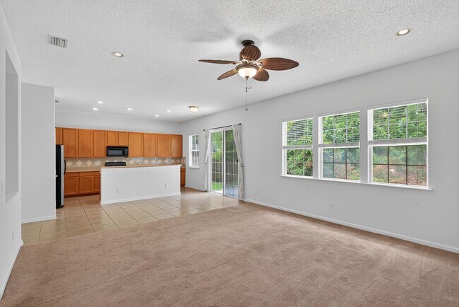 872 Collinswood Dr W in Jacksonville, FL - Building Photo - Building Photo