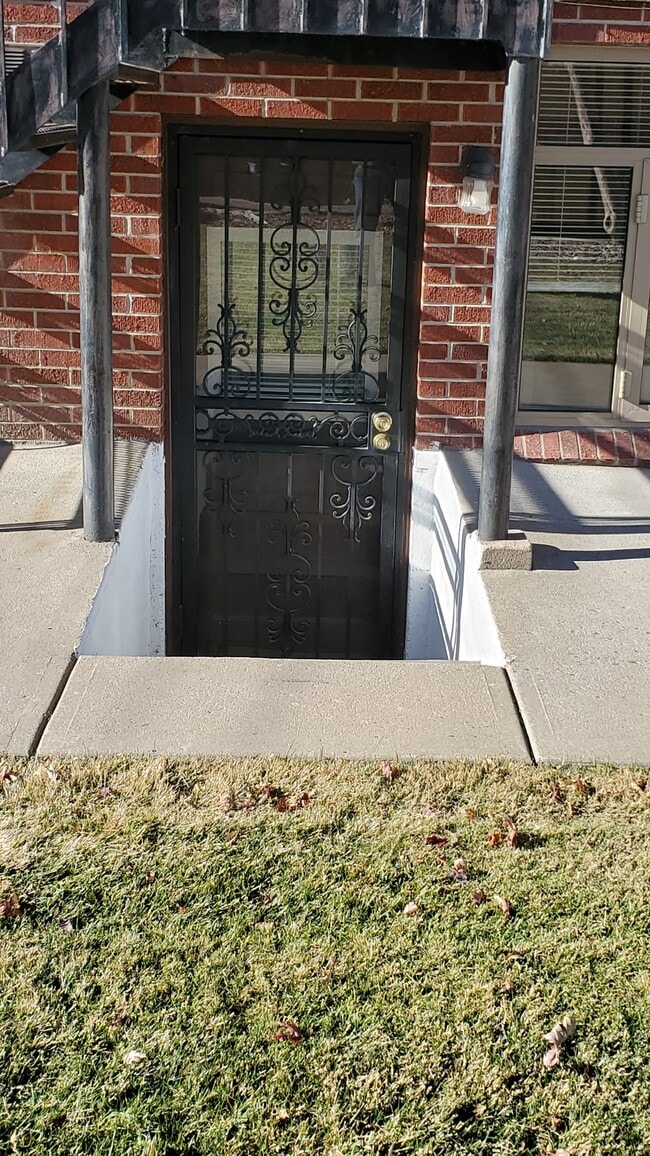 2532 S Williams St, Unit 2526 S. Williams Street