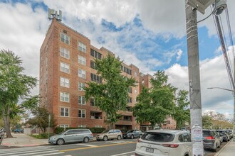 2711 Avenue X in Brooklyn, NY - Building Photo - Building Photo