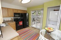 2BR, 1 BA - 865 SF - Broadmoor Ridge Apartment Homes in Colorado Springs, Colorado