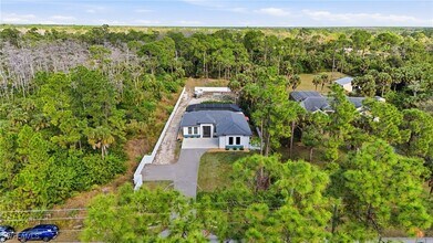 2843 18th Ave NE in Naples, FL - Building Photo - Building Photo