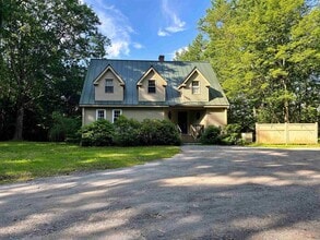 64 Homestead Rd in Deering, NH - Building Photo - Building Photo