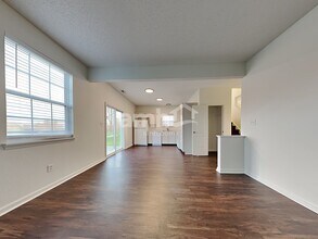 19344 Fox Chase Dr in Noblesville, IN - Building Photo - Building Photo