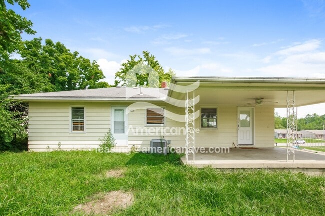 property at 4728 Roosevelt Ave