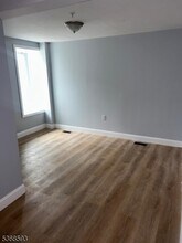 122 3rd St in Passaic, NJ - Building Photo - Building Photo