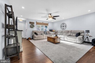 2 Leicester Ln in Ewing Township, NJ - Building Photo - Building Photo