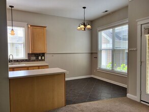 8129 Parkton Gate Dr in Huntersville, NC - Building Photo - Building Photo