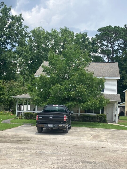 219 Plantation Rd in Myrtle Beach, SC - Foto de edificio
