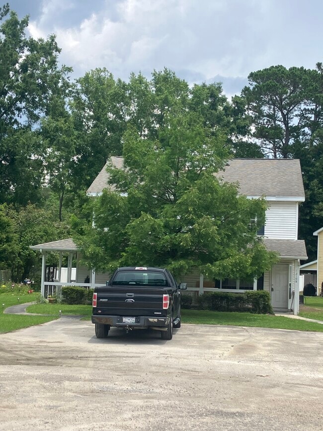 property at 219 Plantation Rd