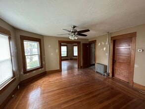 93 George St, Unit 1st Floor in Westfield, MA - Building Photo - Building Photo