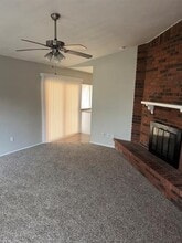 6905 Blackberry Dr in Arlington, TX - Building Photo - Building Photo