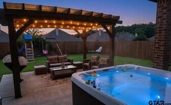 7352 Kingsport Ln in Tyler, TX - Building Photo