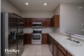 1510 Emerald Hill Way in Valrico, FL - Building Photo - Building Photo