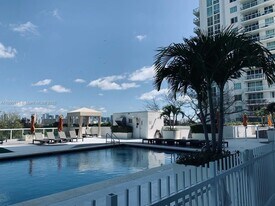 1861 NW S River Dr in Miami, FL - Building Photo