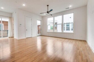 1510 N Washington Ave in Dallas, TX - Building Photo - Building Photo