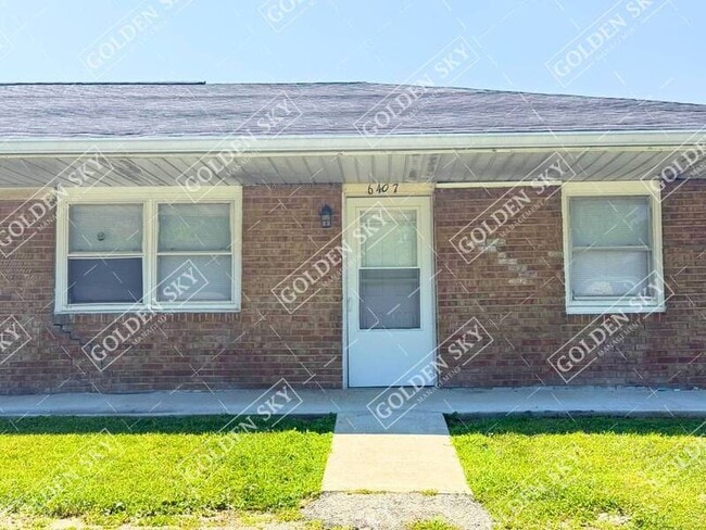 property at 6407 E Piccadilly Rd