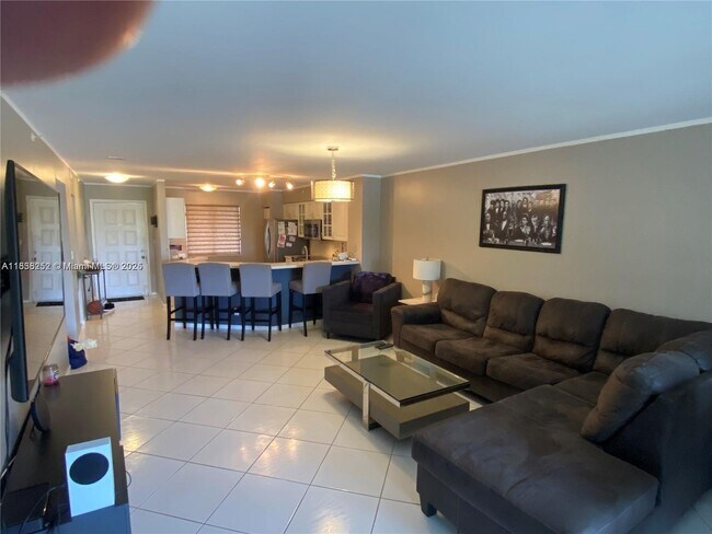 property at 2205 S Cypress Bend Dr