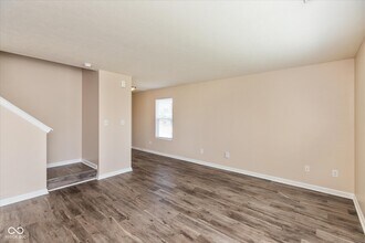 1049 Taurus Ct in Franklin, IN - Building Photo - Building Photo
