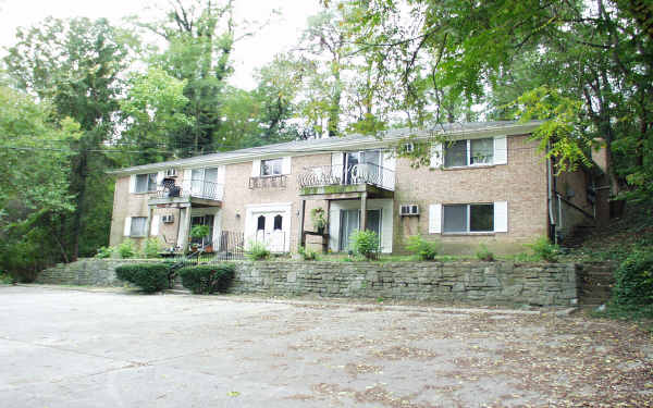 3535 Linwood Ave in Cincinnati, OH - Building Photo - Building Photo