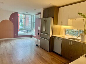 1435 E Howell St in Seattle, WA - Building Photo - Building Photo