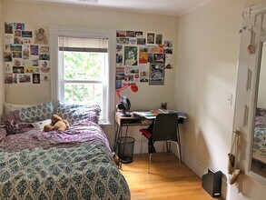 152 Curtis St, Unit 1 in Somerville, MA - Foto de edificio - Building Photo
