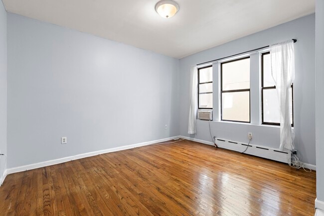 6209-6215 JFK Blvd E in West New York, NJ - Building Photo - Building Photo