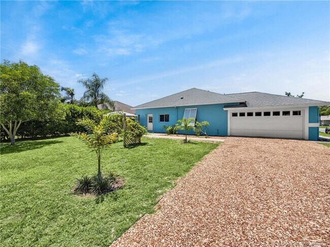 property at 701 SE Michaels Ct