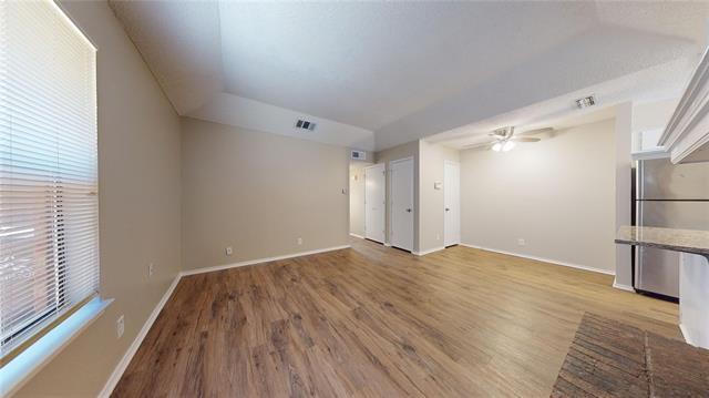 1726 Patricia St in Arlington, TX - Building Photo - Building Photo