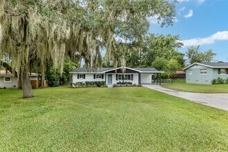 1846 SE Lake Weir Ave in Ocala, FL - Building Photo - Building Photo