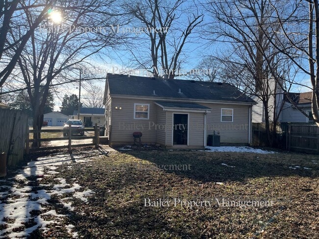 1613 Pershing Ave in Louisville, KY - Building Photo - Building Photo