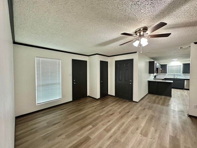 7410 Avenue W in Lubbock, TX - Building Photo - Building Photo