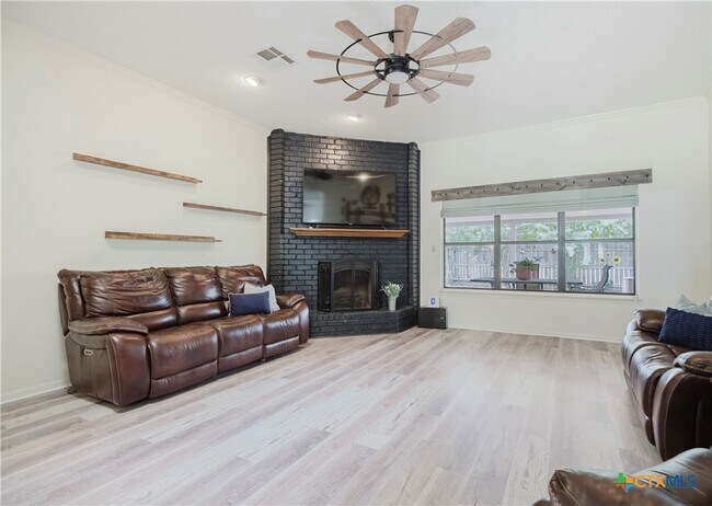 1012 Pin Oak Dr in Belton, TX - Building Photo - Building Photo