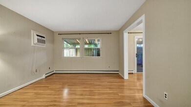 3 Altamont Ave in Sea Cliff, NY - Building Photo - Building Photo