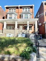 5027 Walnut St in Philadelphia, PA - Building Photo