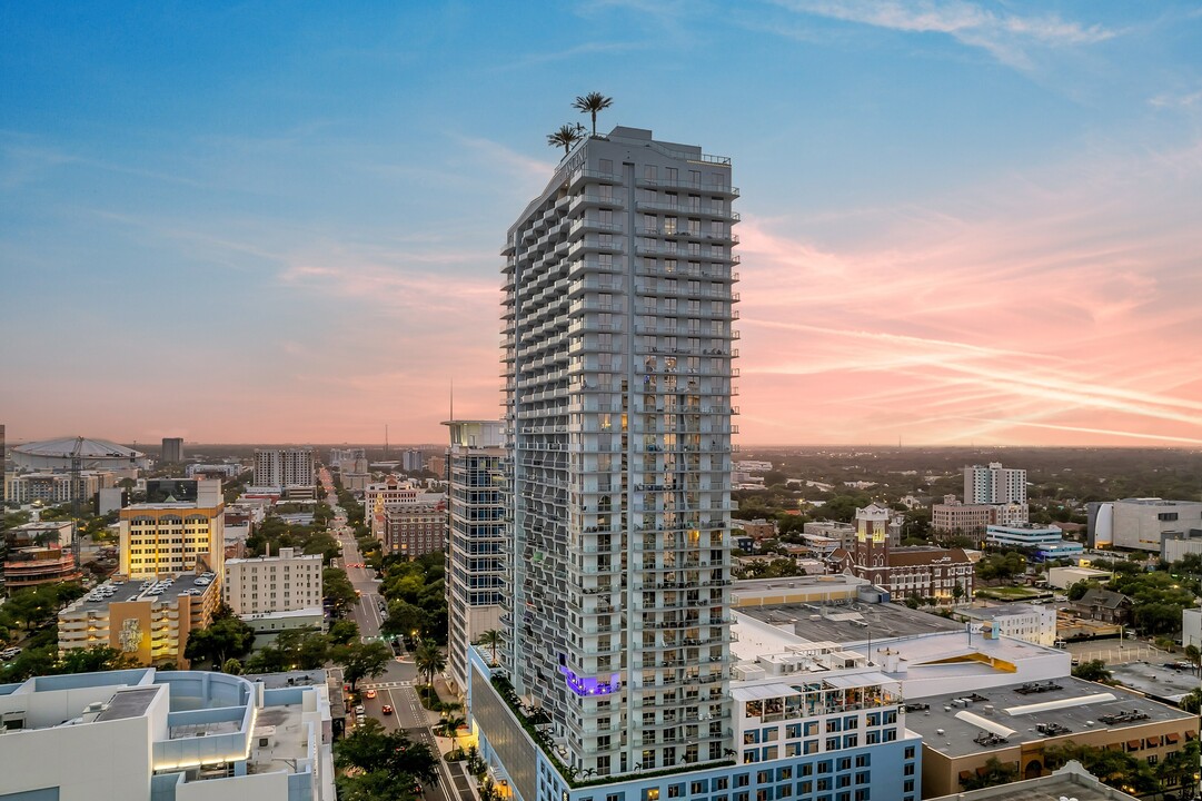 Ascent St. Petersburg in St. Petersburg, FL - Foto de edificio