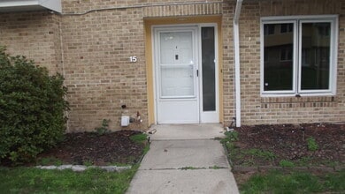 46 St James St in Manchester, CT - Building Photo - Building Photo