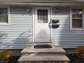 84 Reservoir Ave in Butler, NJ - Building Photo - Building Photo