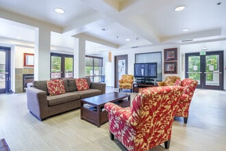 Dublin Ranch Senior in Dublin, CA - Foto de edificio - Interior Photo