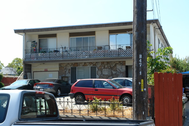 1614 62nd St in Berkeley, CA - Foto de edificio - Building Photo