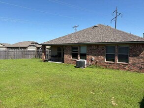 826 Barbaroot Dr in Norman, OK - Building Photo - Building Photo
