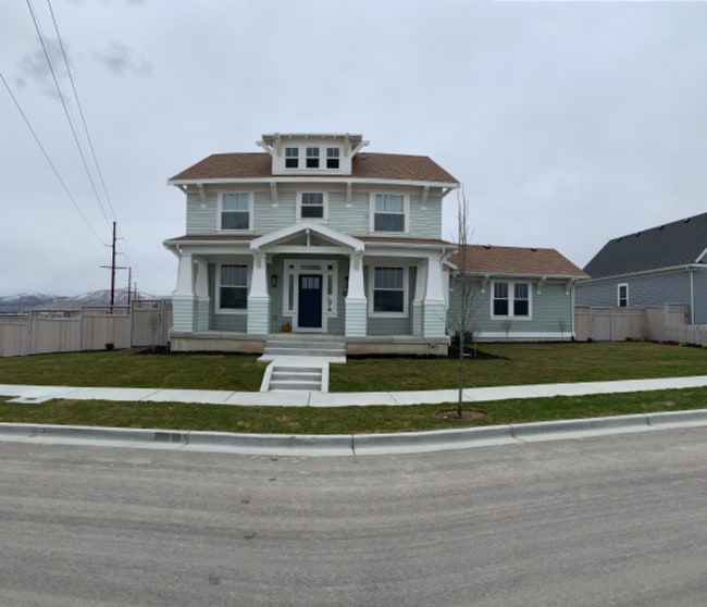 property at 6429 W Copper Hawk Dr