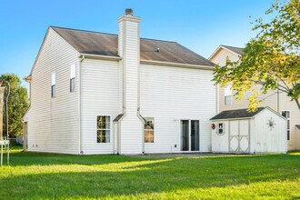 2386 Meadow Bend Dr in Columbus, IN - Building Photo - Building Photo