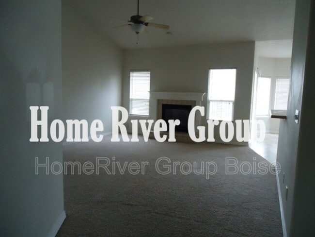 378 Washakie St E in Meridian, ID - Building Photo - Building Photo