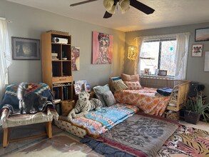 327 Seward St in Lyons, CO - Building Photo - Building Photo