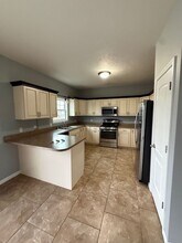 404 Dalhlia Dr in Chatham, IL - Building Photo - Building Photo