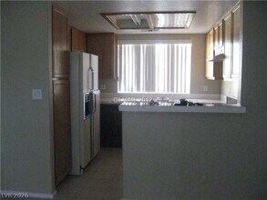 6492 Lombard Dr in Las Vegas, NV - Building Photo - Building Photo
