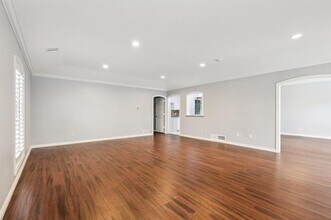 5801 Orchid Ln in Dallas, TX - Building Photo - Building Photo