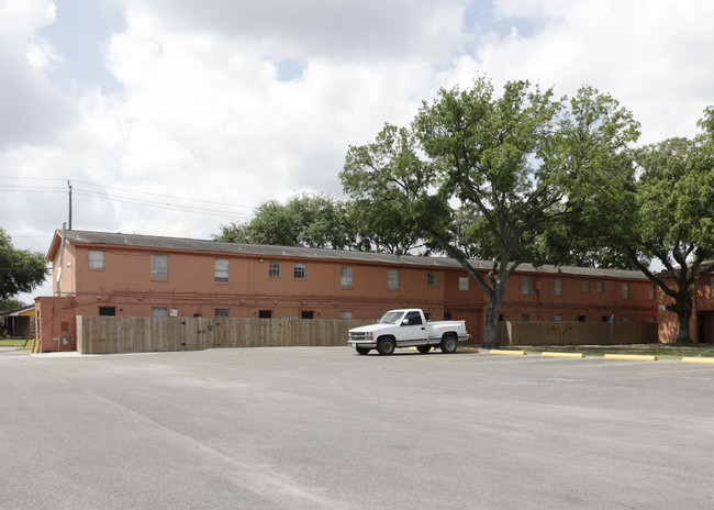 Garner Park in Pasadena, TX - Building Photo - Building Photo