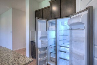 31603 Zoe Pt in Hockley, TX - Foto de edificio - Building Photo